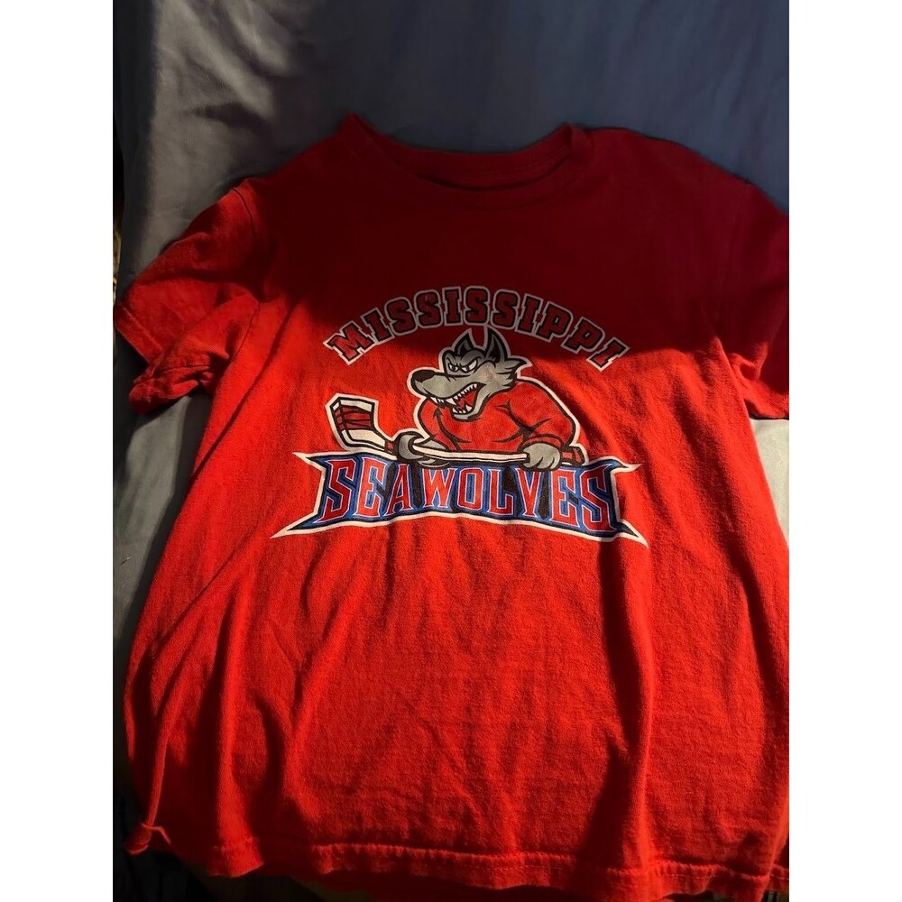 Mississippi Sea Wolves Hockey T-Shirt Youth Red Mascot Graphic No Size Tag